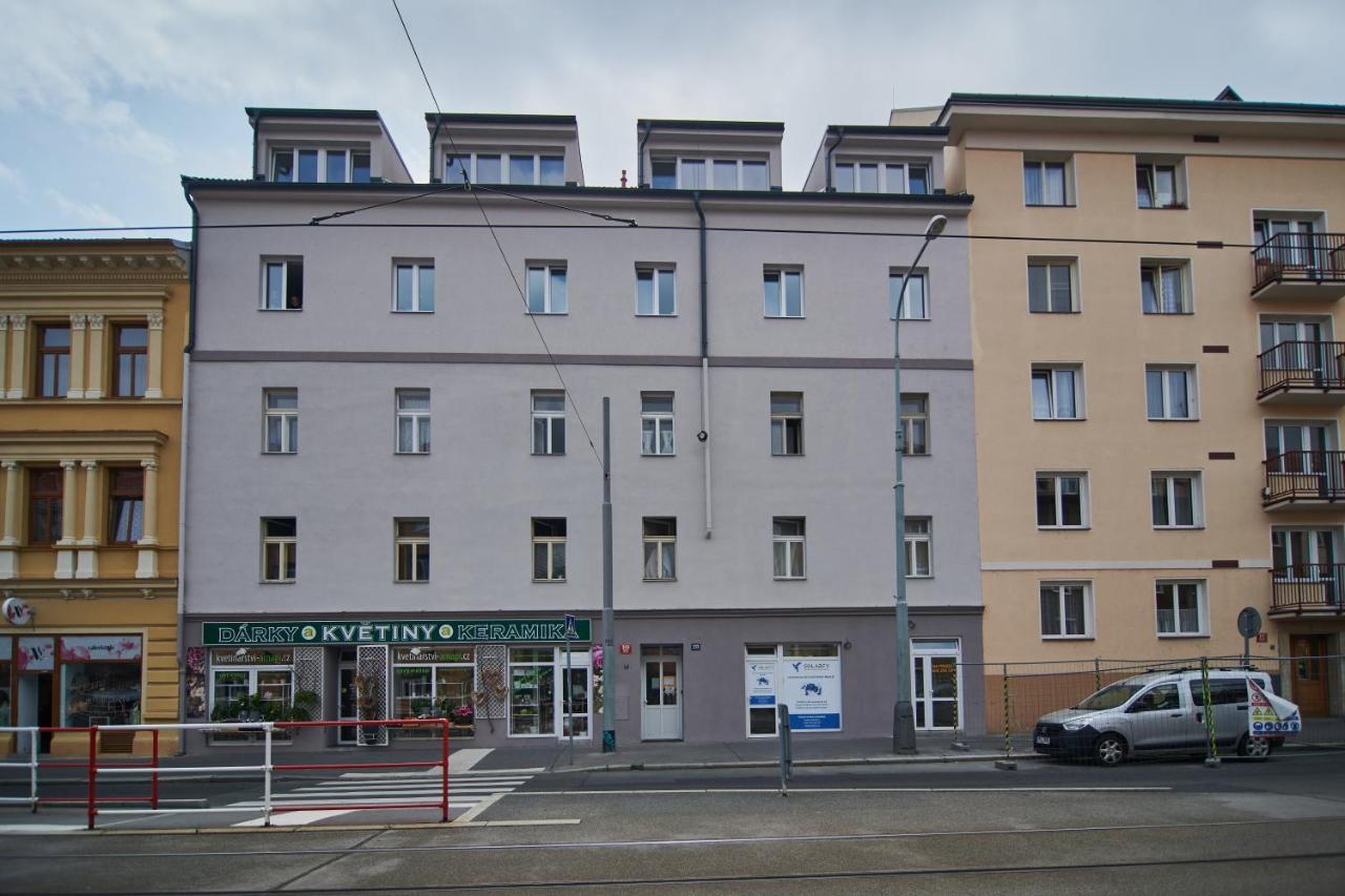 Apartament To At Close To Castle With Terrace And Garden